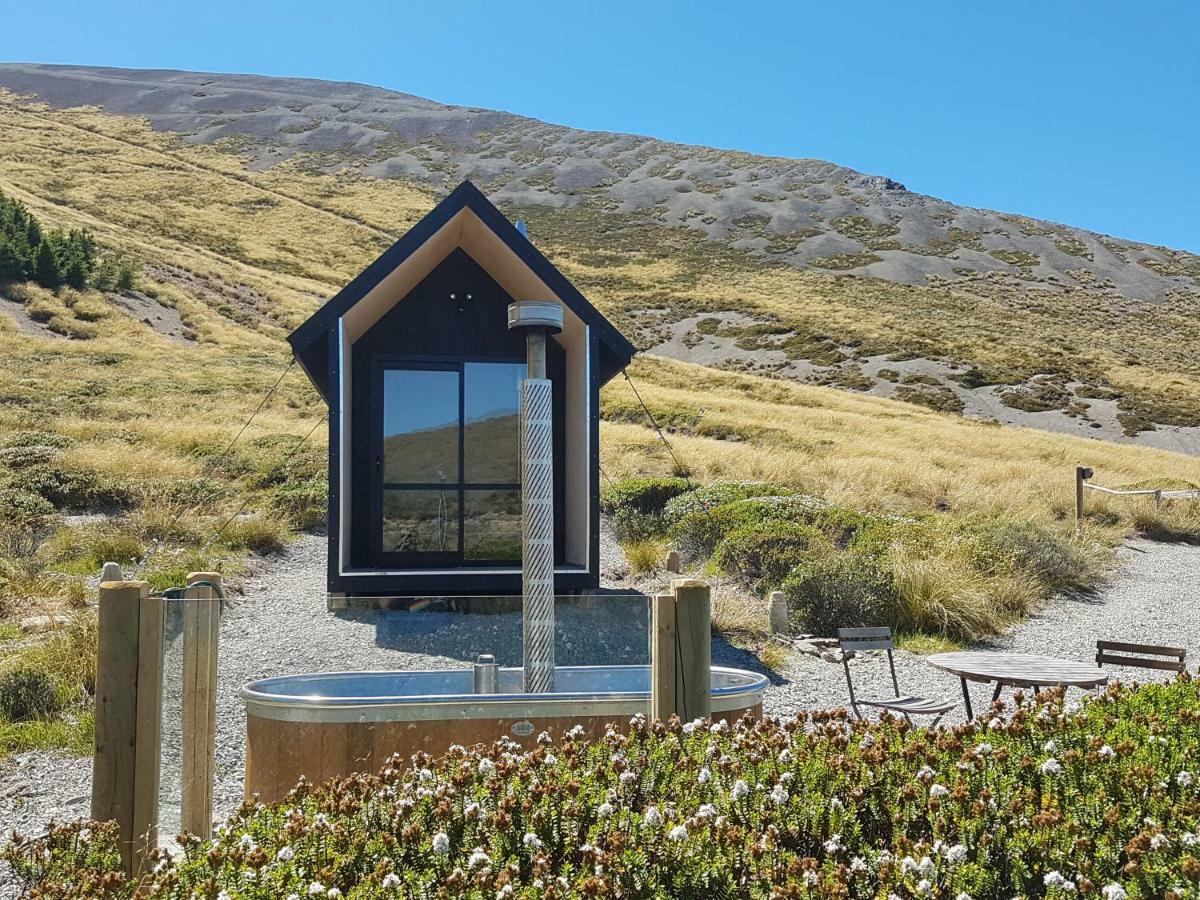 Hotel Lake Stella Mountain Huts Mt Lyford Exterior foto